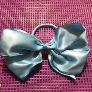 Hair bow